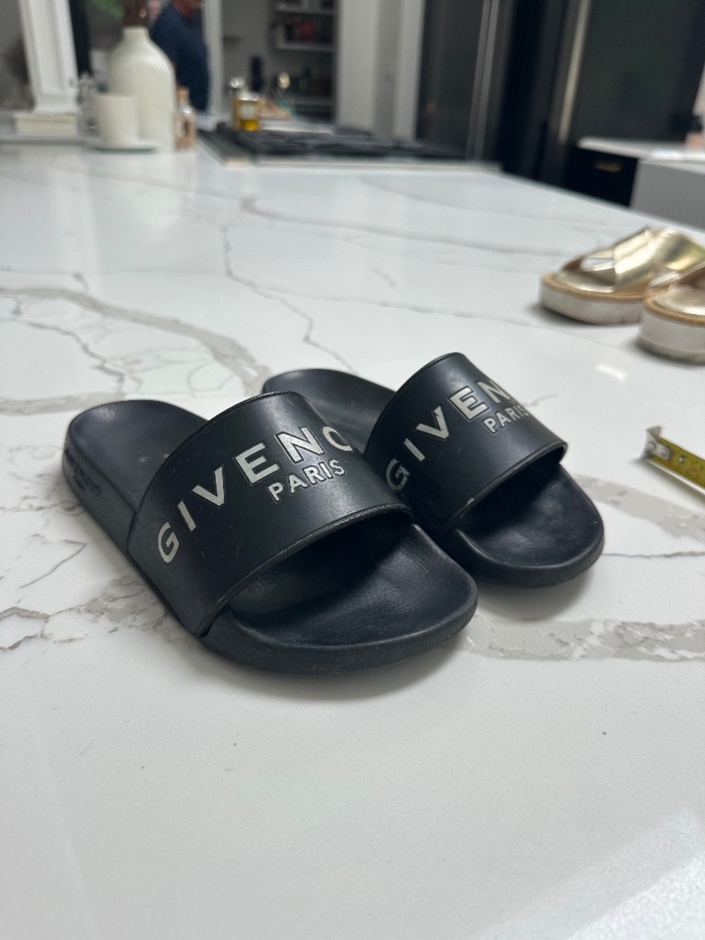 Givenchy Black White Logo Slides Sz 6